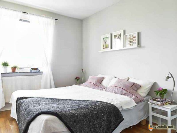 Интерьер спальни в светлых тонах