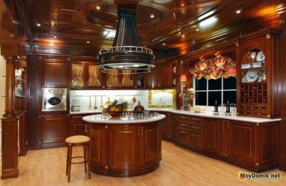 Классический интерьер кухни