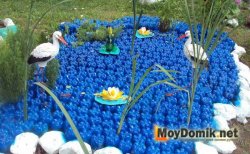 Пруд из пластиковых бутылок