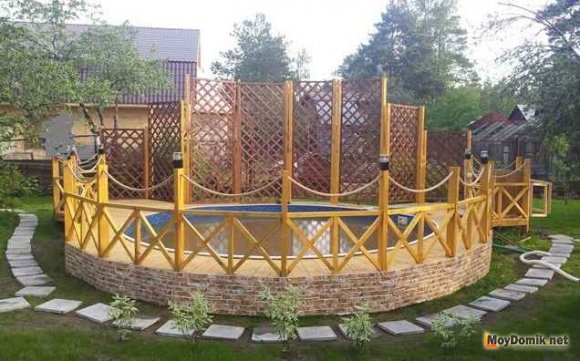 Ограждение пруда