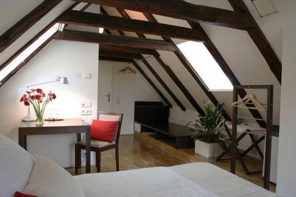 Дизайн мансардных окон