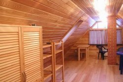 Вагонка в интерьере мансарды