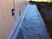 Устройство гидрозамка отмостки - армированная пленка