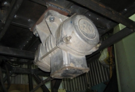 Электрический двигатель для вибростола