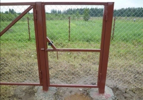 Калитка из сетки рабицы для ворот