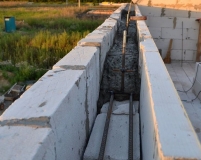 Монтаж газобетонной перемычки